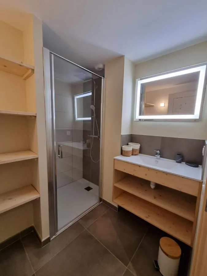 Apartment Les Chalets De L'Adret Le Grand-Bornand France